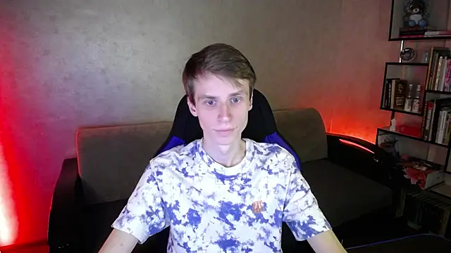 Snapshot of yes_cute_boy_ chatting on 1, 10, 2025 yes cute boy  online show from 1, 10, 2025