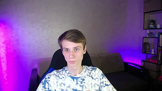 Snapshot of yes_cute_boy_ chatting on 16, 10, 2025 yes cute boy  online show from 16, 10, 2025