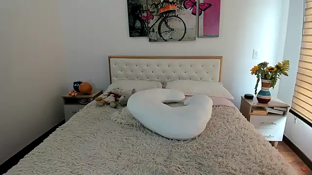 Tania xw online show from 27, 10, 2025