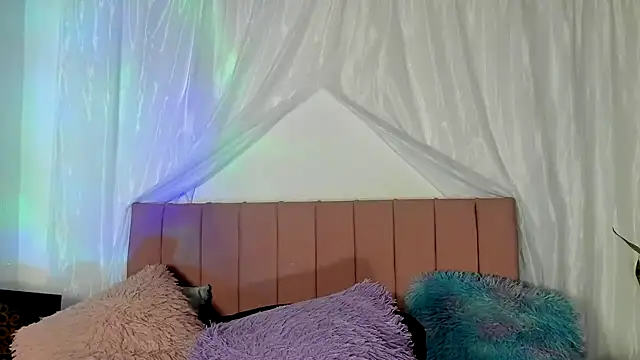 Tania xw online show from 19, 11, 2025