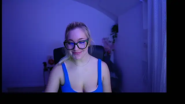 Snapshot of leokitty_ chatting on 16, 3, 2026 leokitty online show from 16, 3, 2026