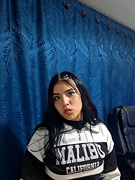 Snapshot of atheneaa_18 chatting on 22, 4, 2026 atheneaa 18 online show from 22, 4, 2026