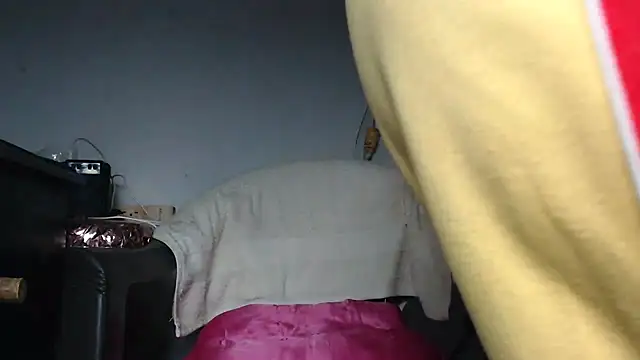 Snapshot of maggi_hotsson chatting on 14, 4, 2026 maggi hotsson online show from 14, 4, 2026