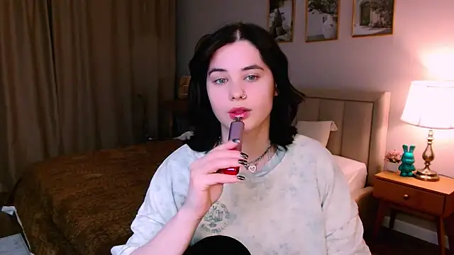 lil angel  online show from 3, 3, 2026