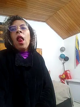 CATTALINAHOT online show from 25, 2, 2026