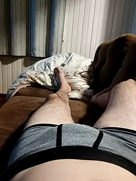 Gustavo198045 online show from 19, 12, 2025