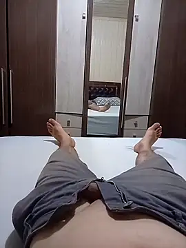 Snapshot of Gustavo198045 chatting on 4, 3, 2026 Gustavo198045 online show from 4, 3, 2026