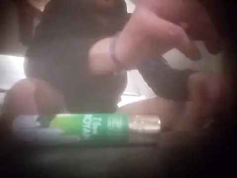 Snapshot of Floppy44 chatting on 24, 4, 2026 Floppy44 online show from 24, 4, 2026