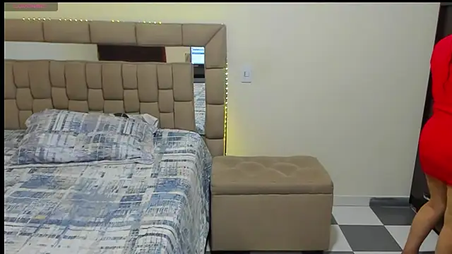 gabrielaponce11 online show from 12, 9, 2025