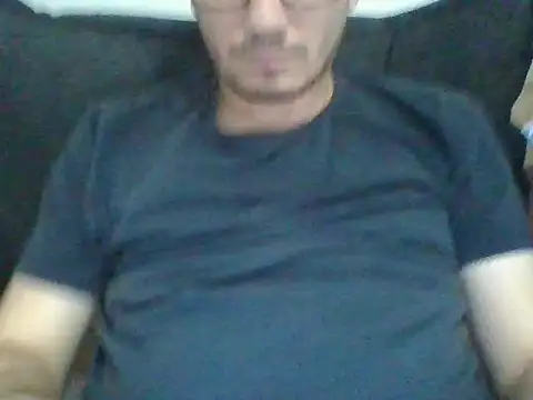 Snapshot of ceyn9674 chatting on 29, 11, 2025 ceyn9674 online show from 29, 11, 2025