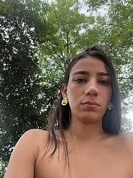 -juicy  online show from 23, 11, 2025