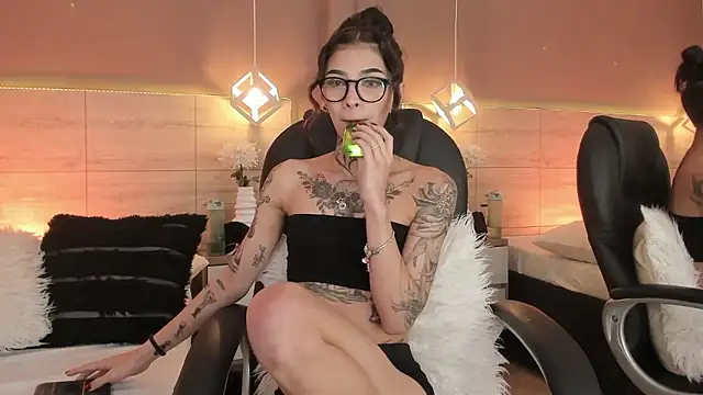 Snapshot of aa_lunit chatting on 16, 1, 2026 aa lunit online show from 16, 1, 2026