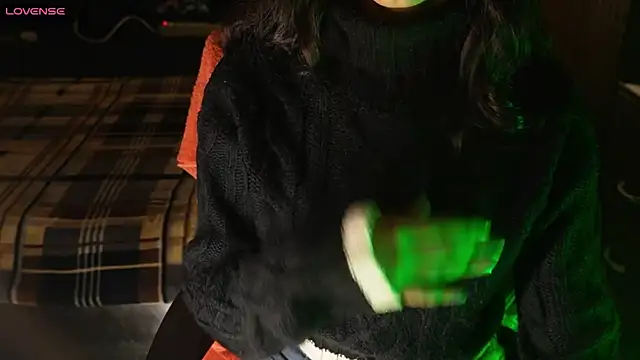 NidhiChandra online show from 22, 12, 2025