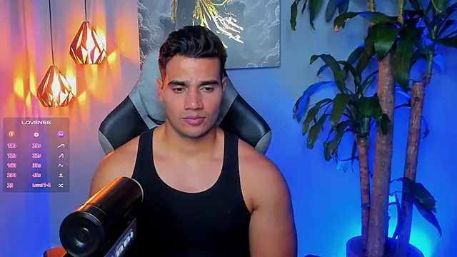 Snapshot of AndresR3 chatting on 24, 10, 2025 AndresR3 online show from 24, 10, 2025