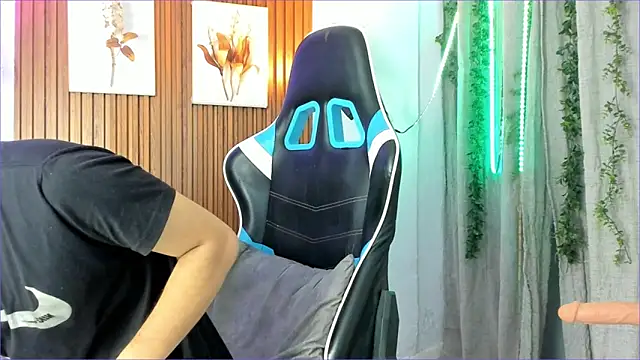 Snapshot of David_niet chatting on 11, 9, 2025 David niet online show from 11, 9, 2025