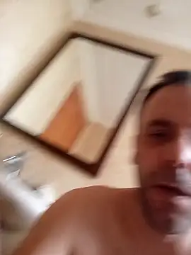 Snapshot of manchego85 chatting on 9, 4, 2026 manchego85 online show from 9, 4, 2026