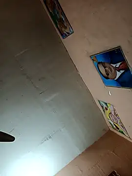 Snapshot of USER-MAYA chatting on 21, 12, 2025 USER-MAYA online show from 21, 12, 2025