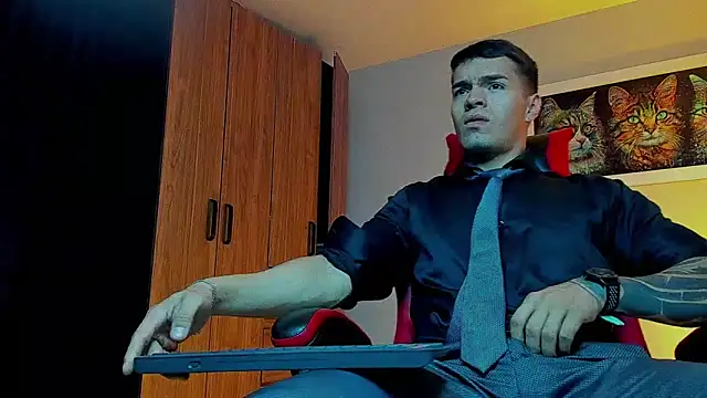 ALPHA DOMINUS  online show from 15, 9, 2025