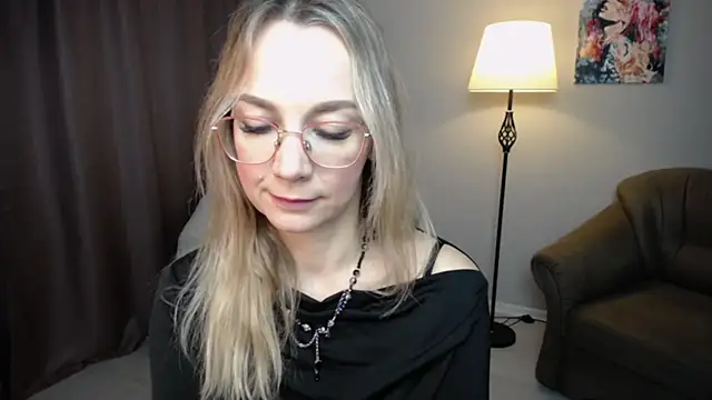 Ava Elior online show from 12, 11, 2025