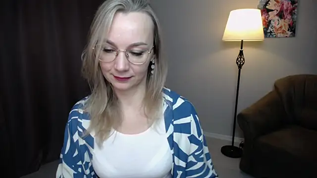 Ava Elior online show from 5, 12, 2025