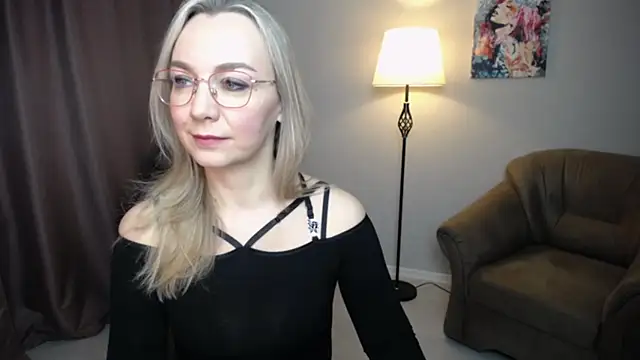 Ava Elior online show from 7, 1, 2026