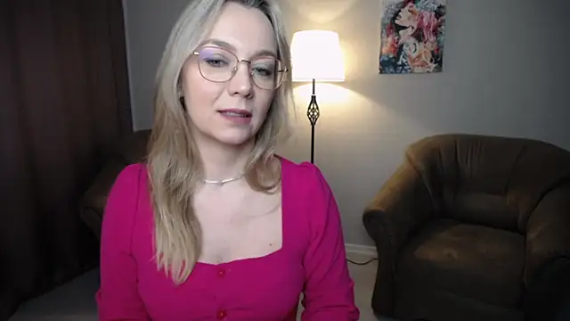 Snapshot of Ava_Elior chatting on 28, 4, 2026 Ava Elior online show from 28, 4, 2026