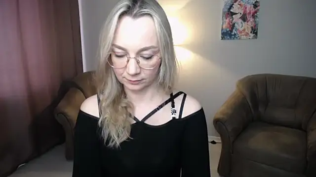 Snapshot of Ava_Elior chatting on 3, 5, 2026 Ava Elior online show from 3, 5, 2026