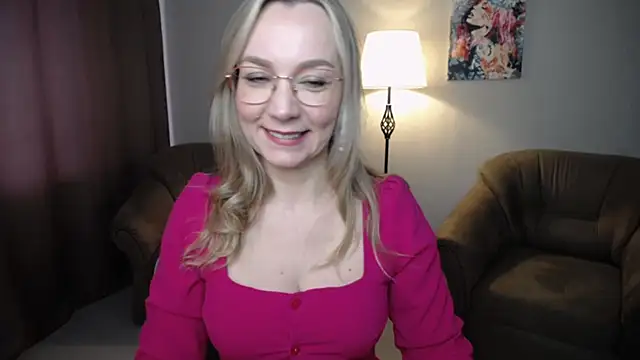 Snapshot of Ava_Elior chatting on 5, 5, 2026 Ava Elior online show from 5, 5, 2026