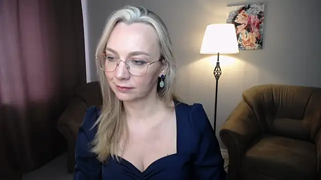 Snapshot of Ava_Elior chatting on 2, 6, 2026 Ava Elior online show from 2, 6, 2026