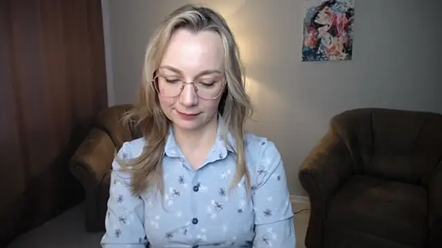 Snapshot of Ava_Elior chatting on 23, 6, 2026 Ava Elior online show from 23, 6, 2026