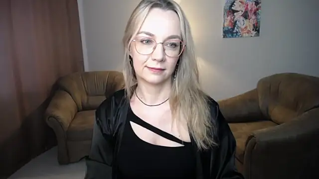 Snapshot of Ava_Elior chatting on 11, 7, 2026 Ava Elior online show from 11, 7, 2026