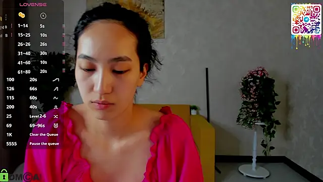 FlirtyAura online show from 13, 3, 2026