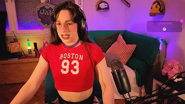 Snapshot of Zesty_Peach chatting on 10, 6, 2026 Zesty Peach online show from 10, 6, 2026