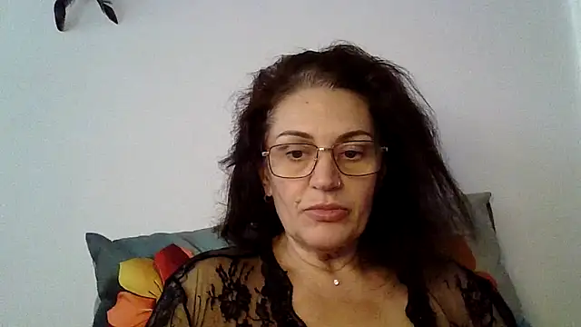 Snapshot of RubyyRosee chatting on 8, 10, 2025 RubyyRosee online show from 8, 10, 2025