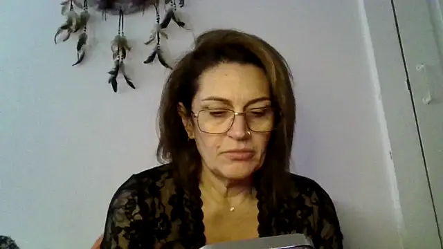 Snapshot of RubyyRosee chatting on 28, 10, 2025 RubyyRosee online show from 28, 10, 2025