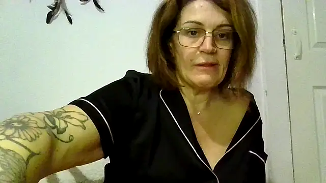 Snapshot of RubyyRosee chatting on 23, 11, 2025 RubyyRosee online show from 23, 11, 2025