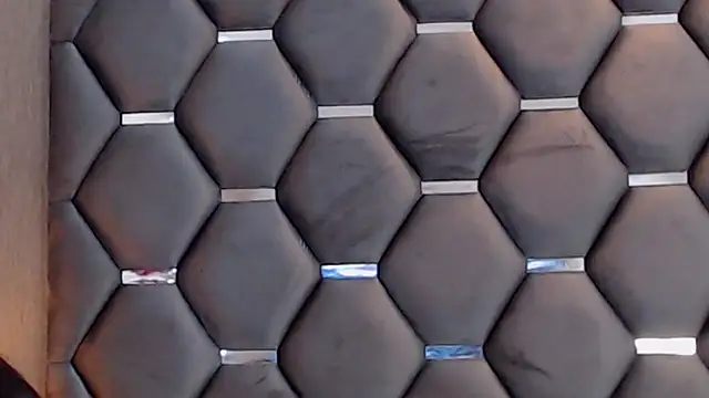 MelodyCarsson online show from 1, 12, 2025