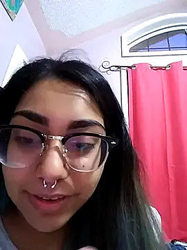 Snapshot of Lovelyrainn chatting on 22, 9, 2025 Lovelyrainn online show from 22, 9, 2025