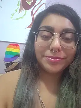 Lovelyrainn online show from 5, 12, 2025