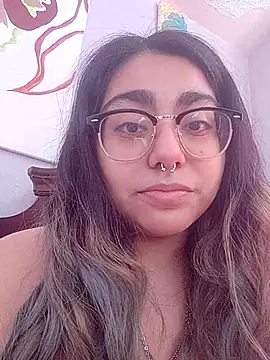 Lovelyrainn online show from 15, 12, 2025