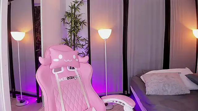 ChloeShade online show from 25, 11, 2025