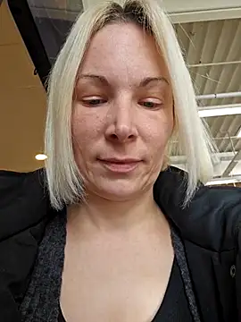 Sunny-Sin online show from 27, 2, 2026