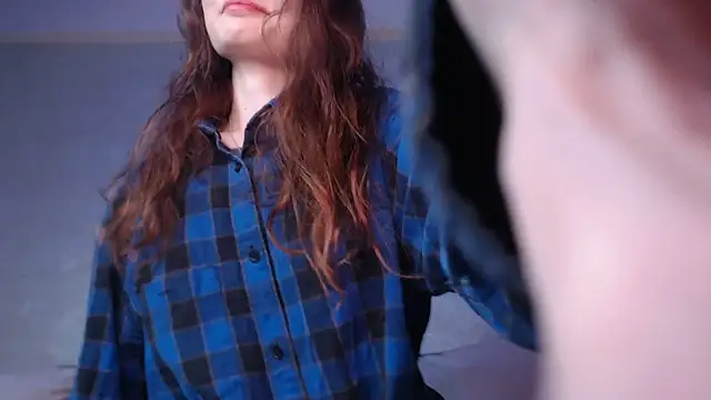 Snapshot of just_vvv chatting on 11, 4, 2026 just vvv online show from 11, 4, 2026