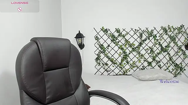 Snapshot of velvet__moon chatting on 16, 2, 2026 velvet moon online show from 16, 2, 2026