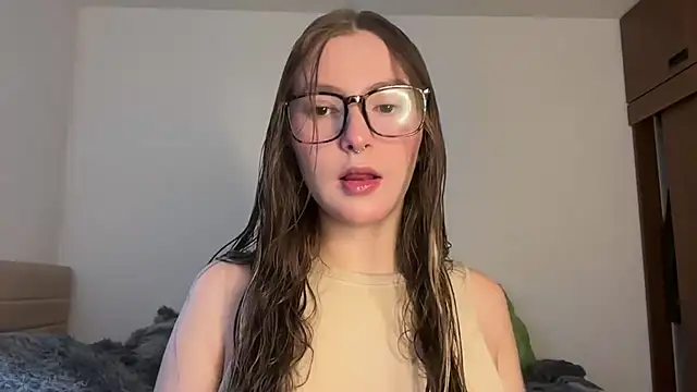 Snapshot of velvet__moon chatting on 3, 6, 2026 velvet moon online show from 3, 6, 2026