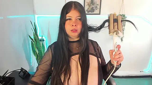 Angie lynn online show from 16, 12, 2025