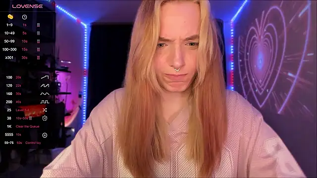 Snapshot of elilybby chatting on 1, 2, 2026 elilybby online show from 1, 2, 2026