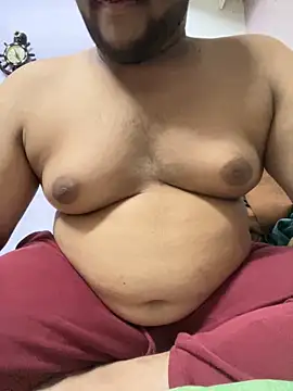 Snapshot of Shaikh_726910 chatting on 2, 4, 2026 Shaikh 726910 online show from 2, 4, 2026