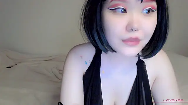 Snapshot of tsunade_chan chatting on 11, 10, 2025 tsunade chan online show from 11, 10, 2025