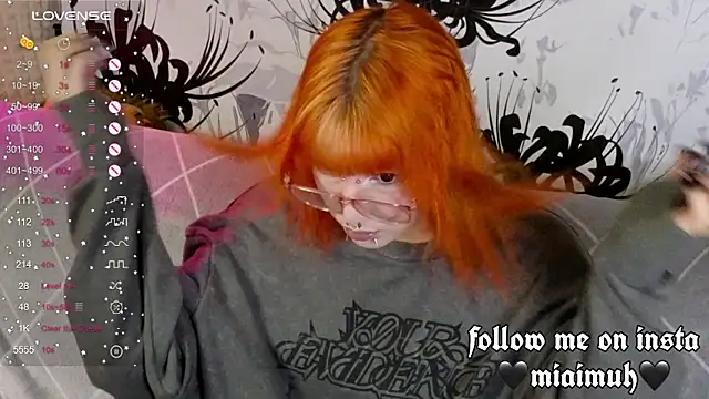 Snapshot of mia__yui chatting on 11, 9, 2025 mia yui online show from 11, 9, 2025